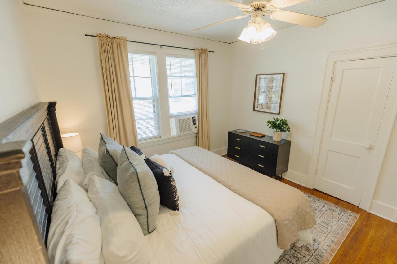 הוילה Historic Revival King Bed Midtown Memphis 70 Fast Wifi Free Parking Yes Pets מראה חיצוני תמונה